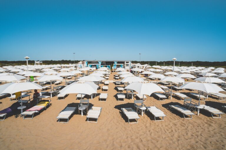 Bahia Lounge Beach: mare, svago e serate in spiaggia a Marina di Ginosa