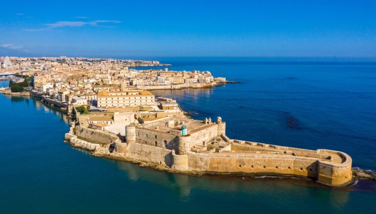 Sicilia ionica: spiagge, mare e tanto divertimento