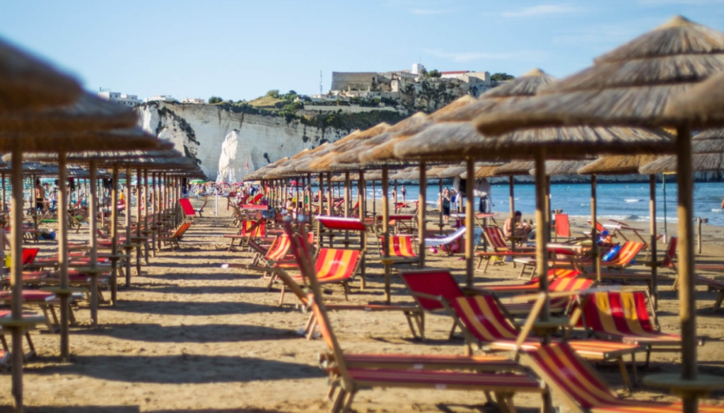 Pelikano Beach Club Relaxation On The Coast Of Vieste Cocobuk Blog